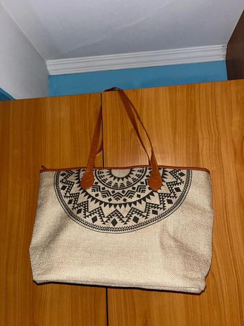 Sac à main blanc avec motif (moyen)