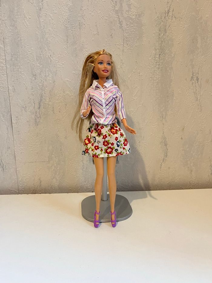 Lot 4 jupes pour barbie Neuf - photo numéro 3