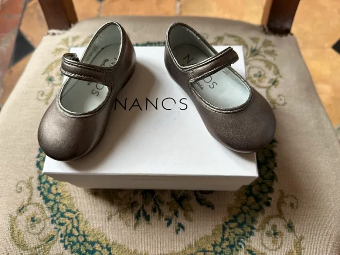 NEUF Babies chaussures ballerines bébé fille cuir Nanos Espagne argenté foncé 19 classique