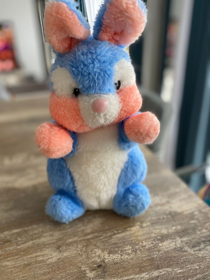 Peluche bébé lapin doudou enfant puériculture maternité