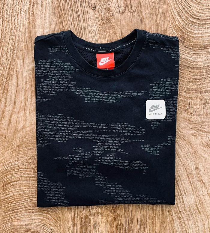 T.shirt noir et gris Nike Air Max pour homme en taille S