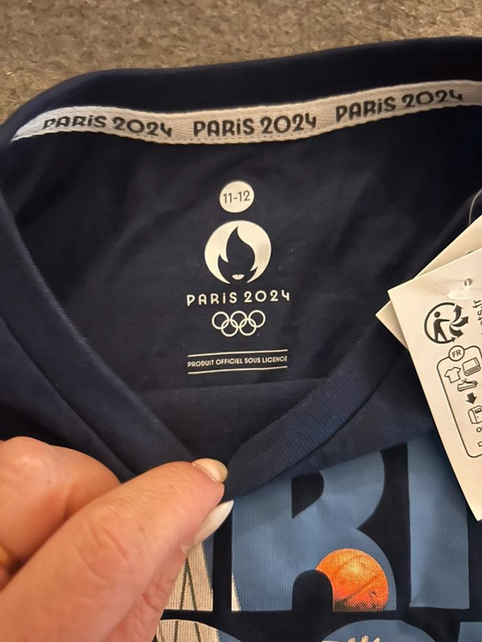 Tee-shirt Paris 2024 - photo numéro 2