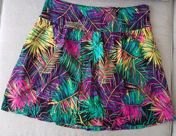 Jupe courte évasée Camaïeu taille 40 en très bon état