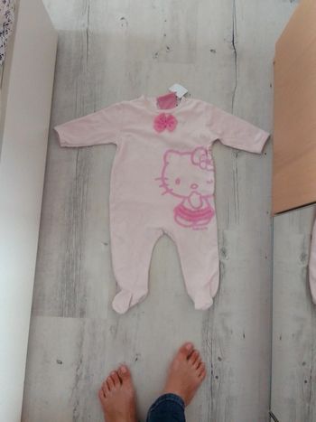 Pyjama Hello Kitty 12 mois