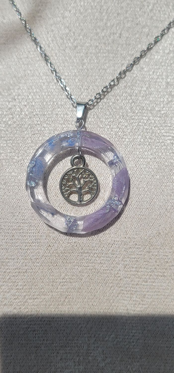 Collier arbre de vie et bague en resine avec inclusion de fleur - photo numéro 3