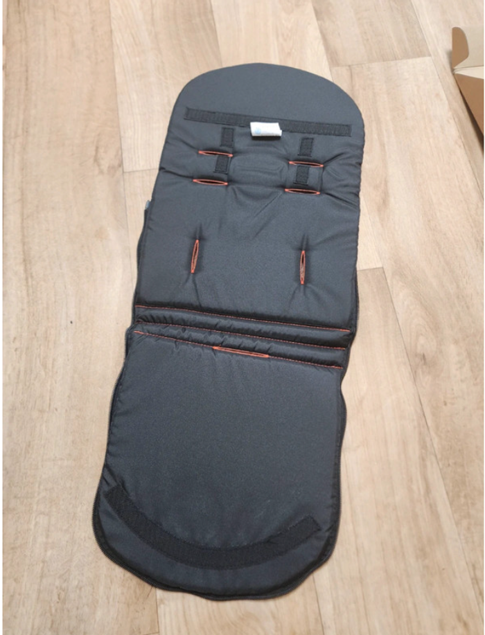 matelas assise pack0+ yoyo neuf - photo numéro 2