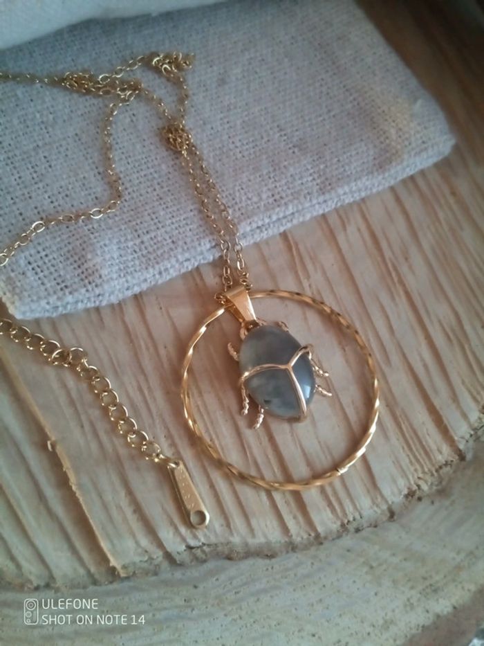 Collier scarabée en pierre de labradorite - photo numéro 2