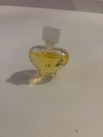 parfum miniature à collectionner