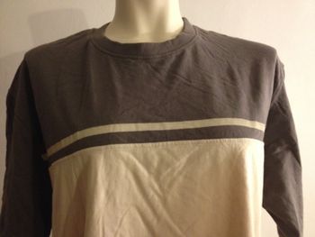T shirt col rond ✧ manches courtes ✧ look masculin ✧ taille 40 ✧ riftland