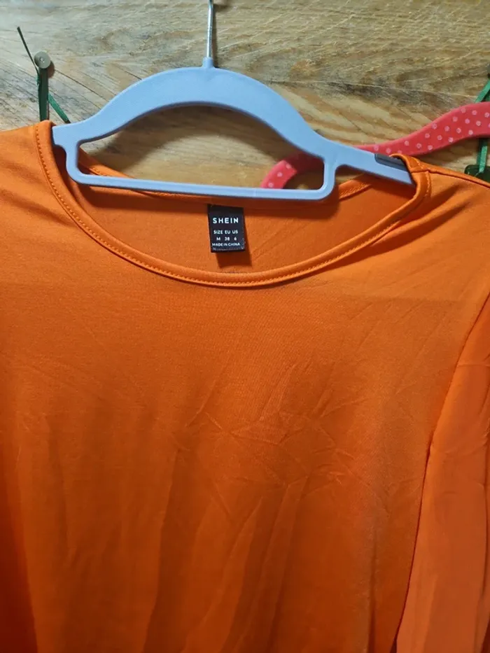 Body femme Shein taille 38 - photo numéro 4