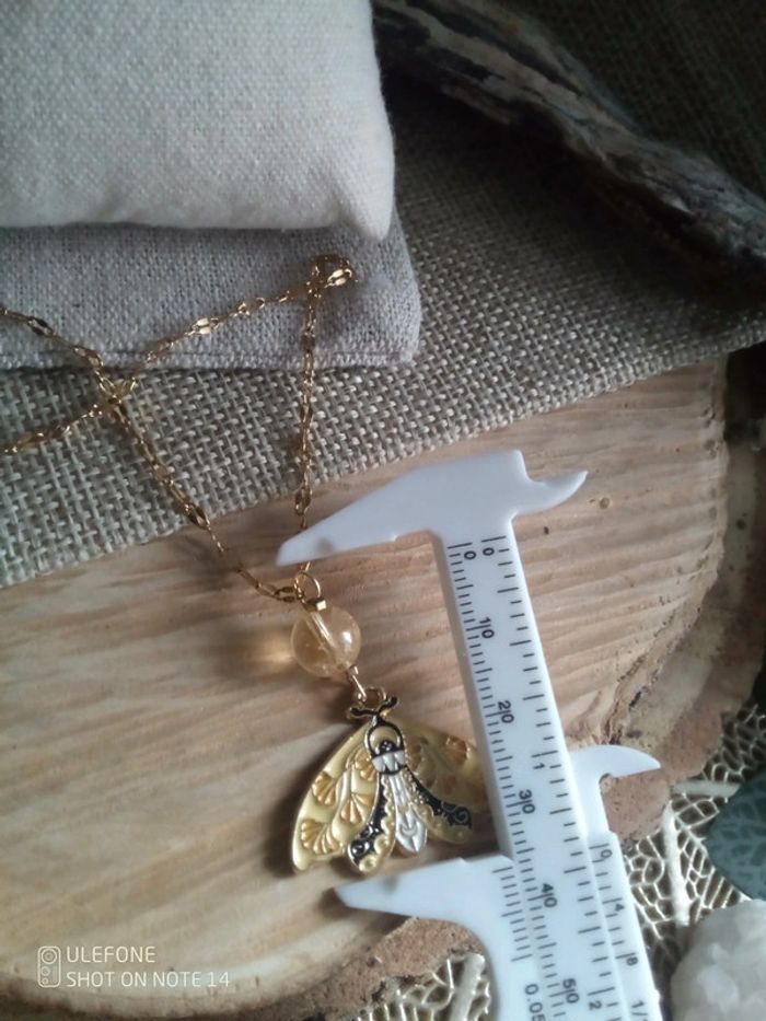 Collier citrine et papillon 🦋. - photo numéro 2