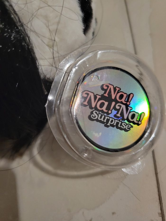Poupée n'a n'a n'a surprise - photo numéro 2
