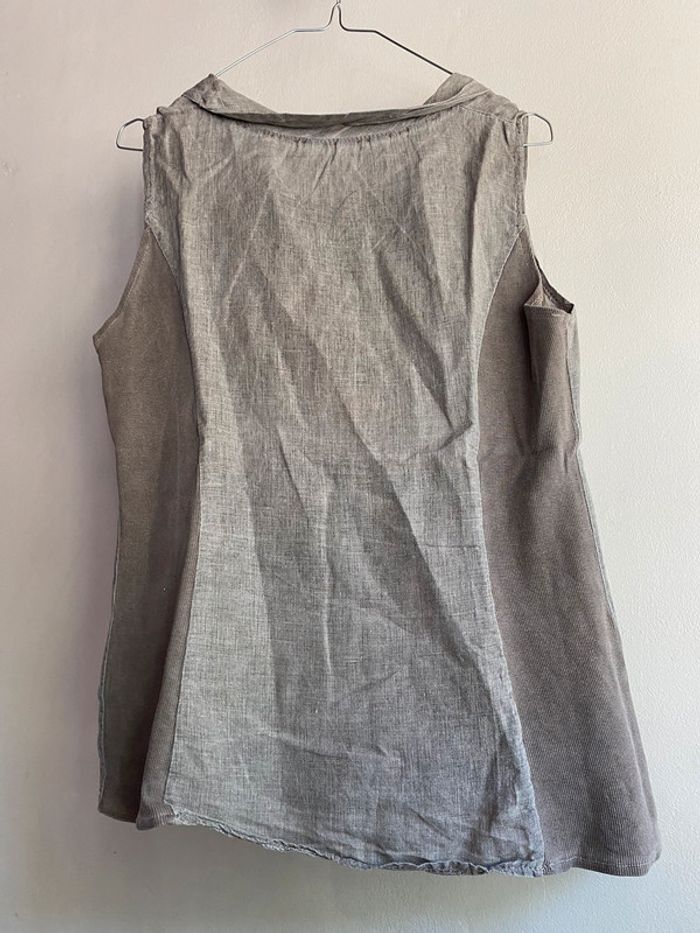 324 - blouse grise sans manches - photo numéro 2