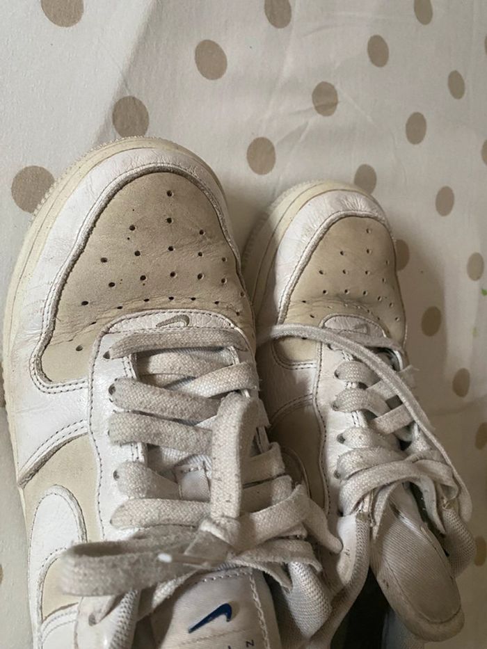 paire d’ Air Force One taille 39 blanche et beige - photo numéro 6