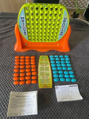 Jeu réflexion et stratégie gravitem