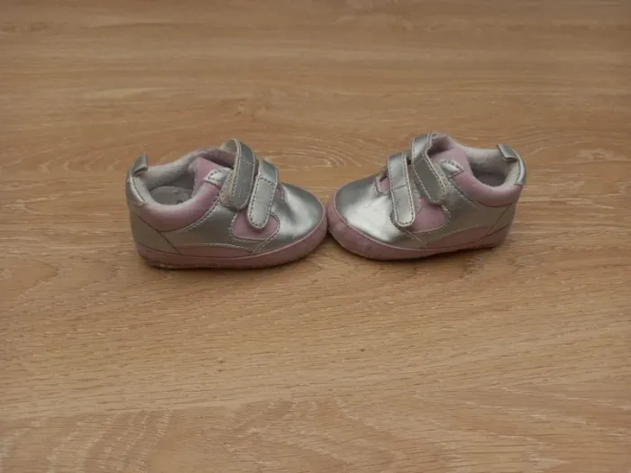 Chaussure - photo numéro 2