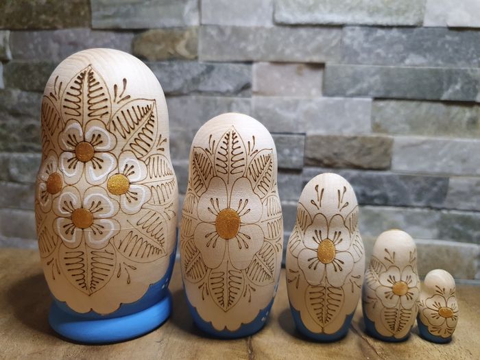 Poupée russe matriochka - photo numéro 4