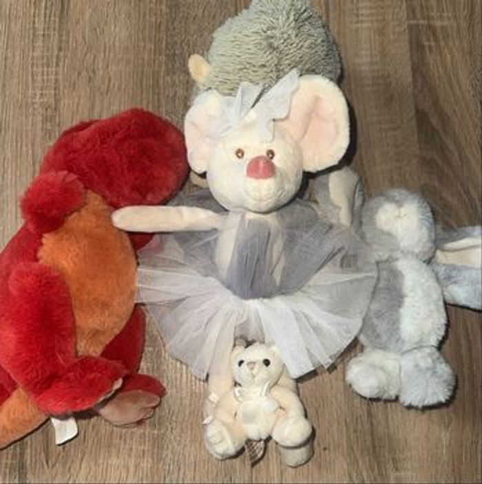 Lot peluches neuves Bukowski