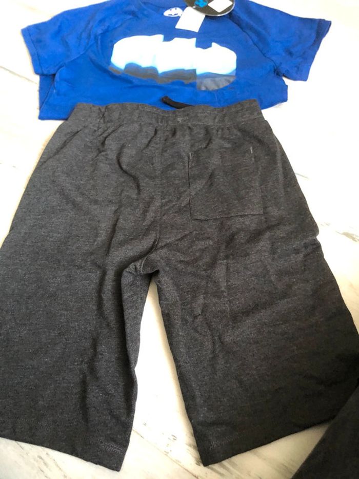 Tee-shirts et shorts neufs - photo numéro 6