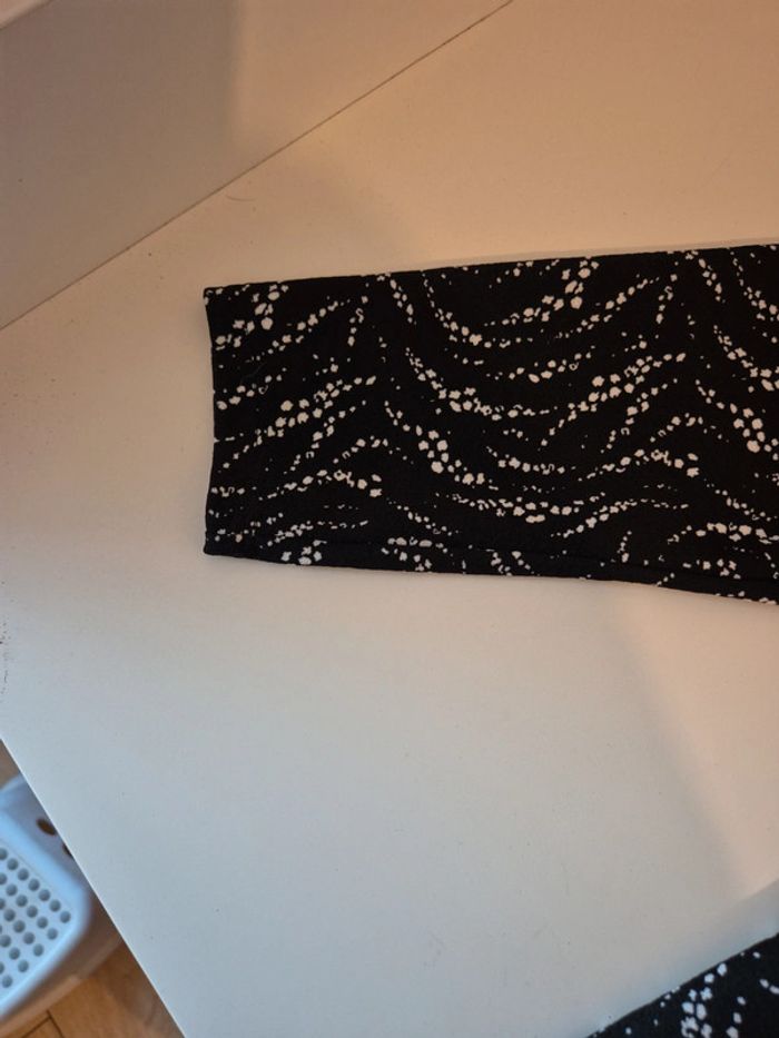 Robe jamais portée - photo numéro 4