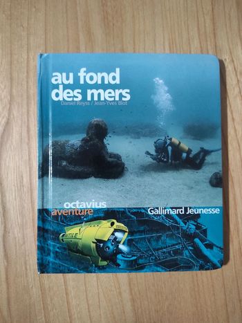 Au fond des mers