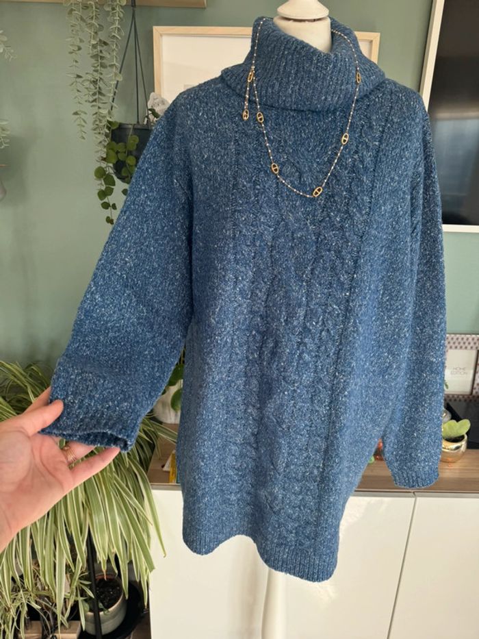 Pull col roulé en maille bleu argenté long taille XL