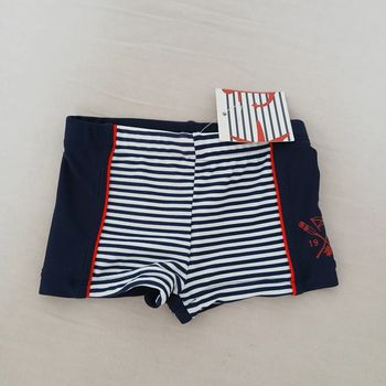 Maillot de bain 18m neuf