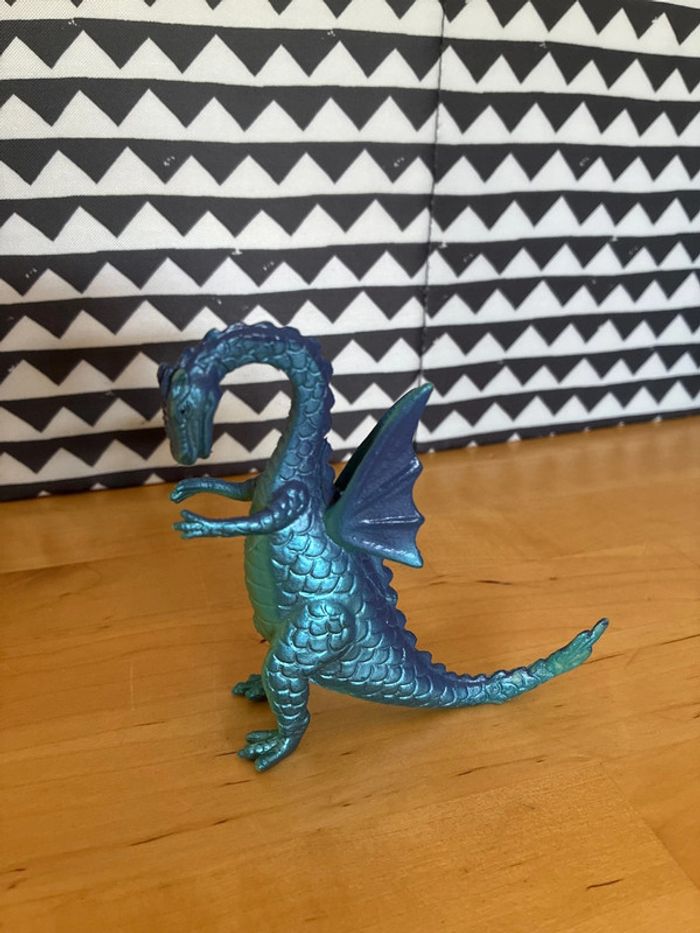 Vintage Purple And Blue Winged Dragon PVC Figure/Toy | Chinasaur