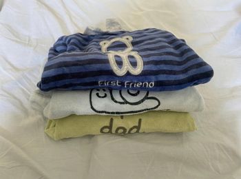 Lot de 3 pyjamas chauds + une grenouillère