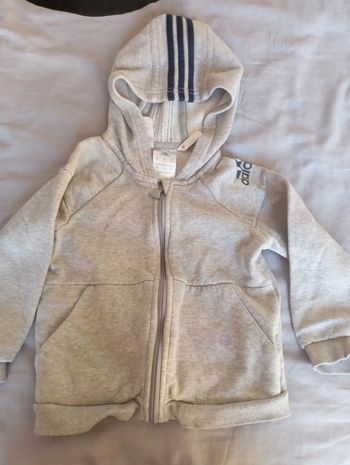 Veste capuche adidas 2-3 ans