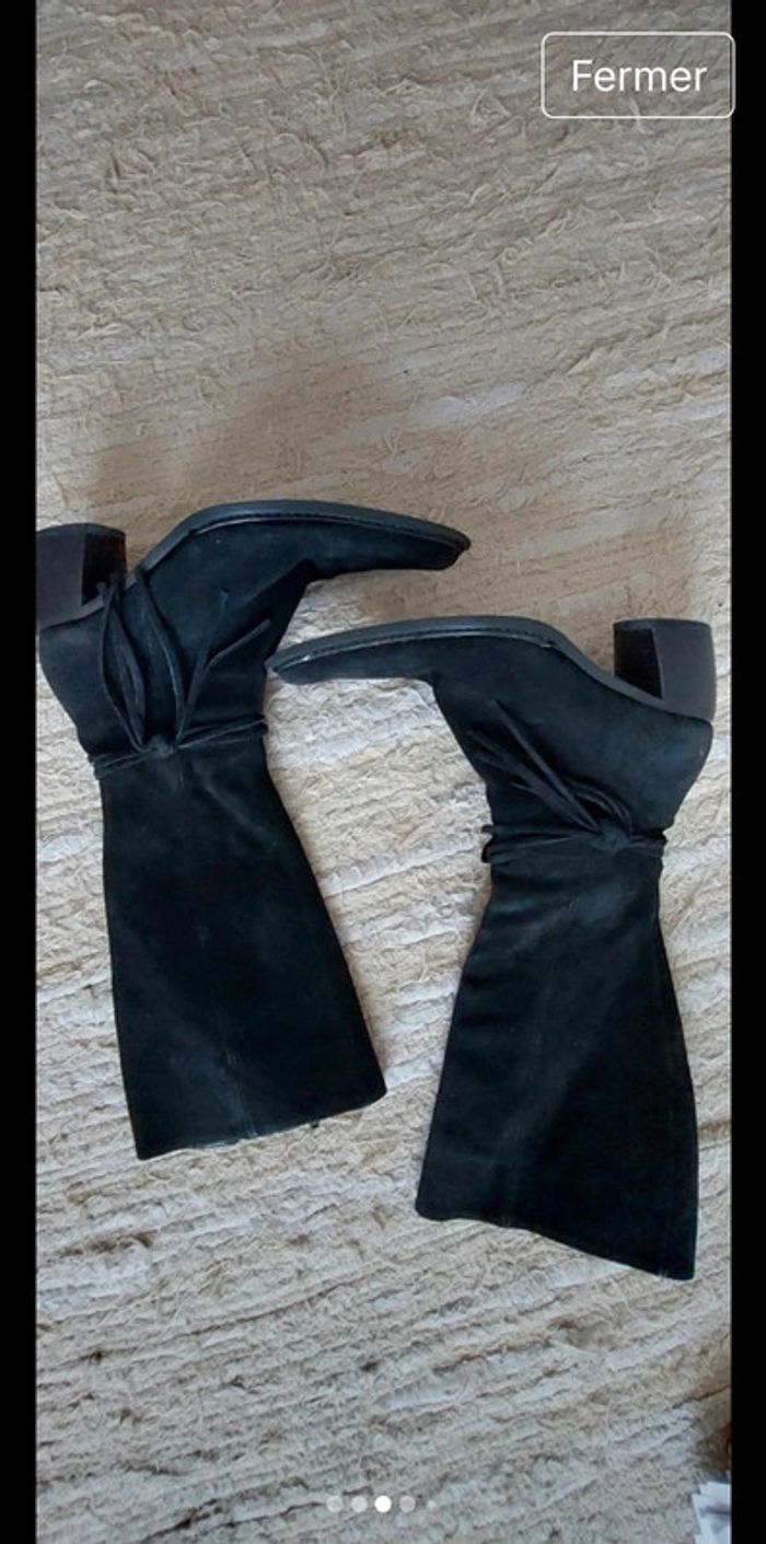 Superbes bottes cuir daim
vintage Atrai Portugal taille 36