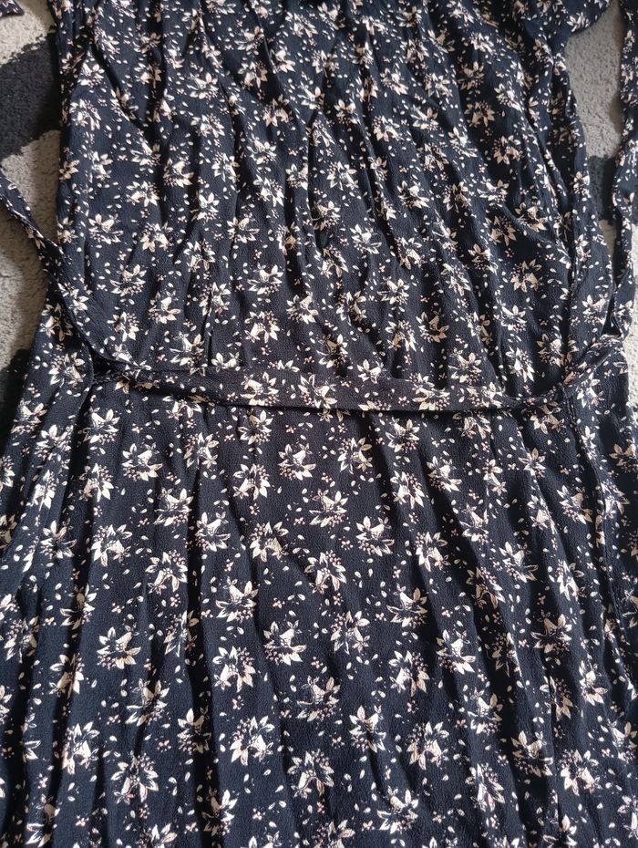 Robe courte femme. - photo numéro 4