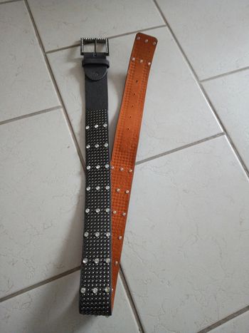 Ceinture grise diamantée en cuir synthétique 90 cm