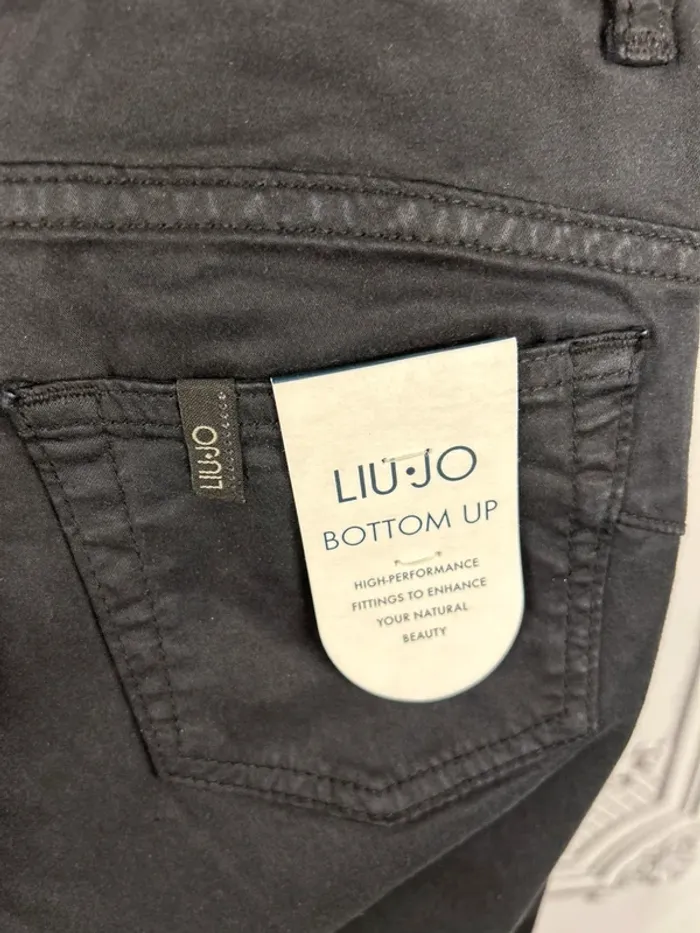 Jean noir Skinny LiuJo W25 L30 neuf - photo numéro 4