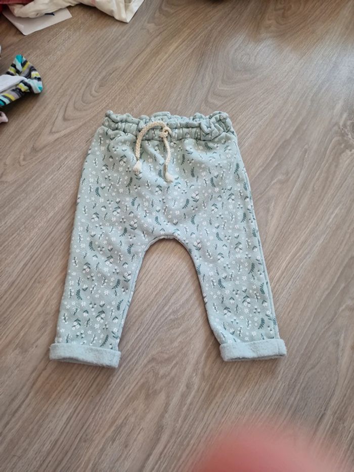 Pantalon 9 mois in extenso