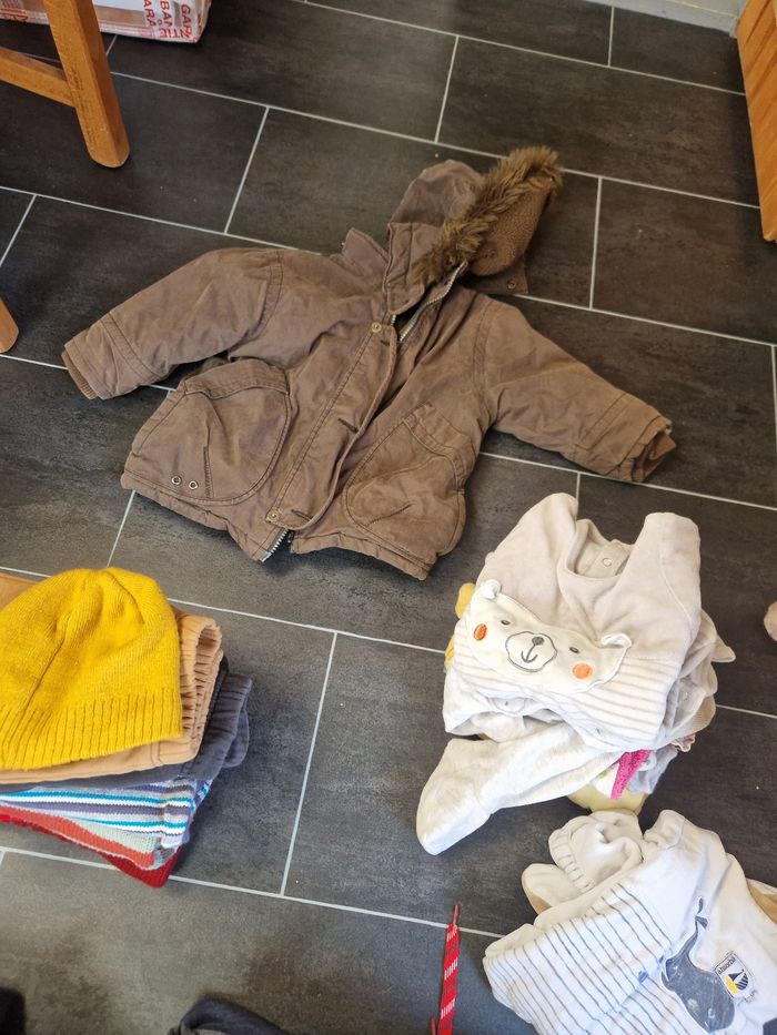 Lot vêtements toute taille garçon - photo numéro 3