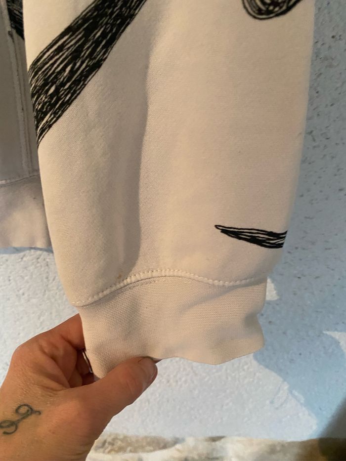 Sweat a capuche Nike taile S - photo numéro 5