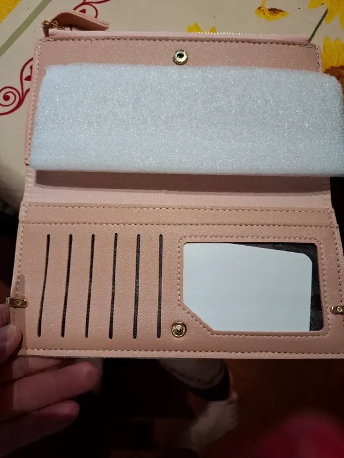 Magnifique porte-monnaie stitch neuf - photo numéro 4