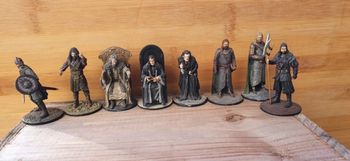 Lots de 8 Figurines Seigneurs des Anneaux en plombs (rois et peuples humains)