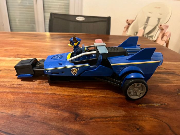 Véhicule transformable Deluxe Chase La Super Patrouille - photo numéro 4