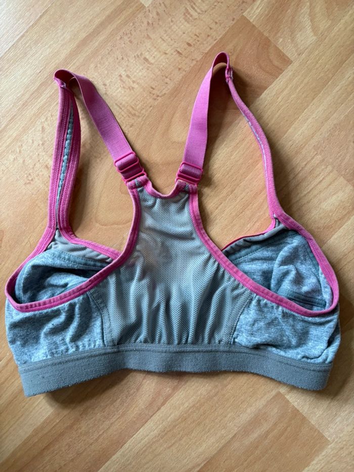 Brassière de sport - photo numéro 3
