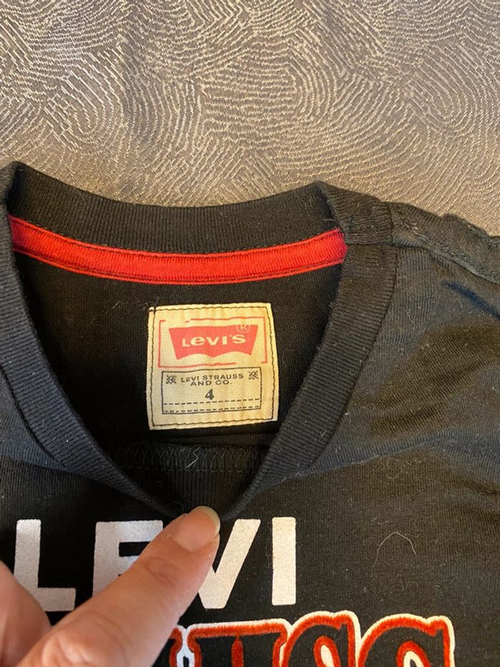 Tee shirt manches longues levis noir 4 ans - photo numéro 3