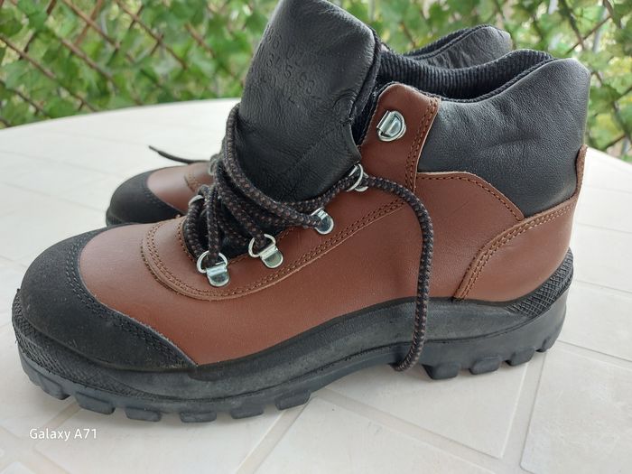 Chaussures de sécurité neuve mixte - photo numéro 2