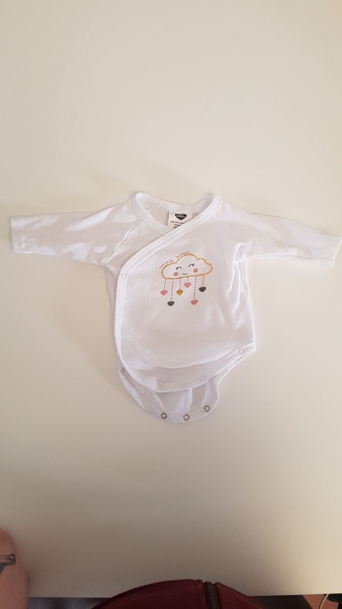 Lot 2 bodies manches longues 1mois - photo numéro 3