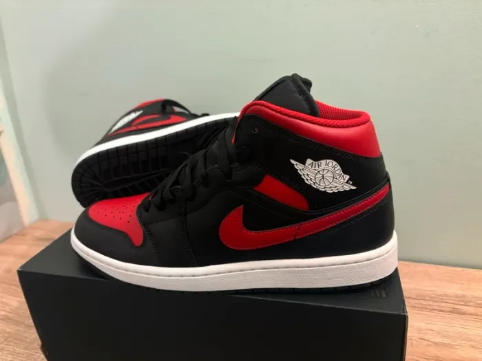 Air Jordan 1 mid neuve - photo numéro 3