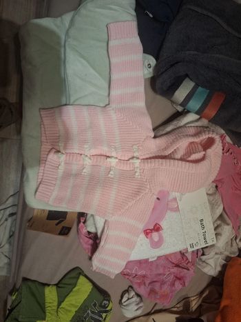 Manteau pull rose et blanc