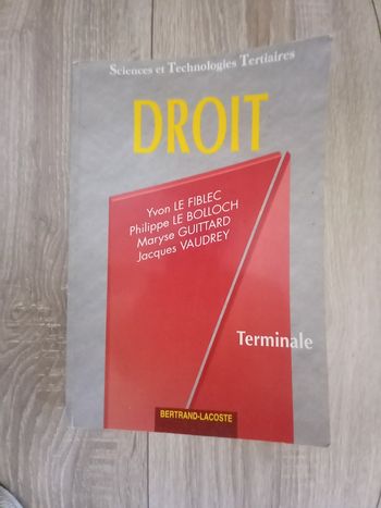 Livre Droit Terminale Maryse Guittard éditions Lacoste