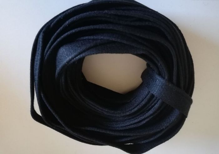 18 mètres de ruban noir - photo numéro 3