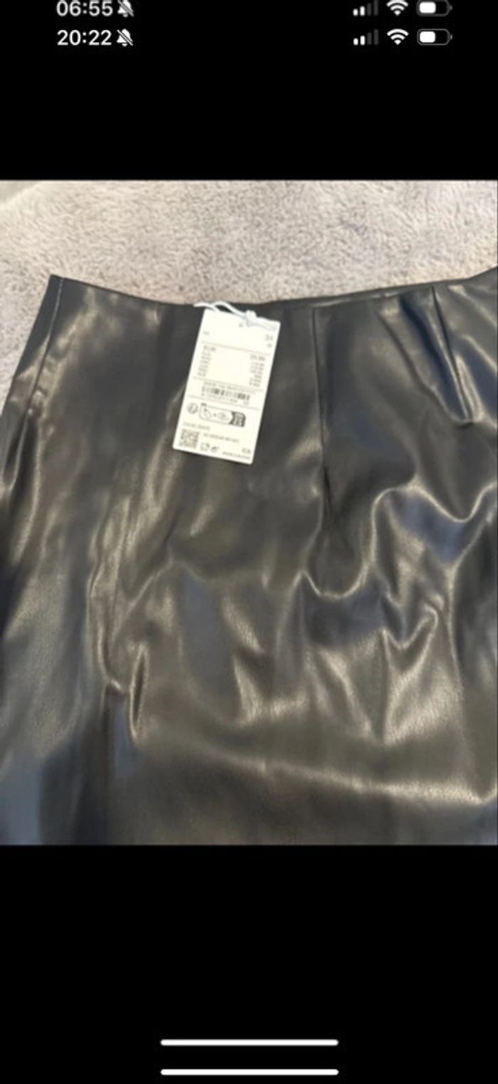 Mini jupe similicuir taille 34 neuf - photo numéro 3