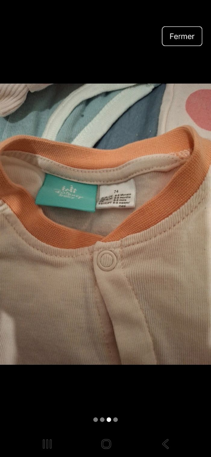 Lot vêtements Disney automne/hiver 9 mois - photo numéro 3